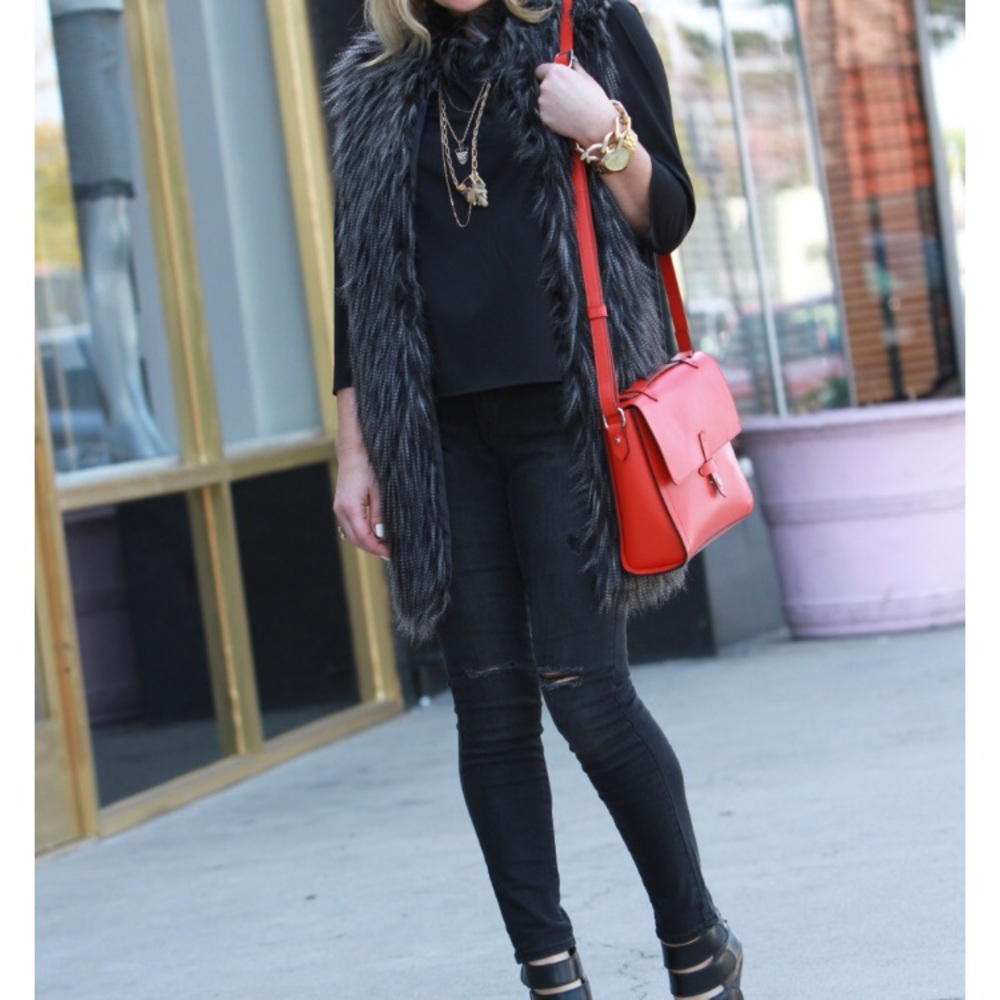 Adrianna Papell Faux Fur Sleeveless SweaterVest (e